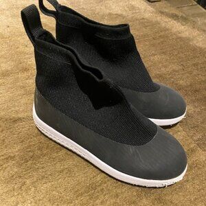Mini Moc Boots size 11